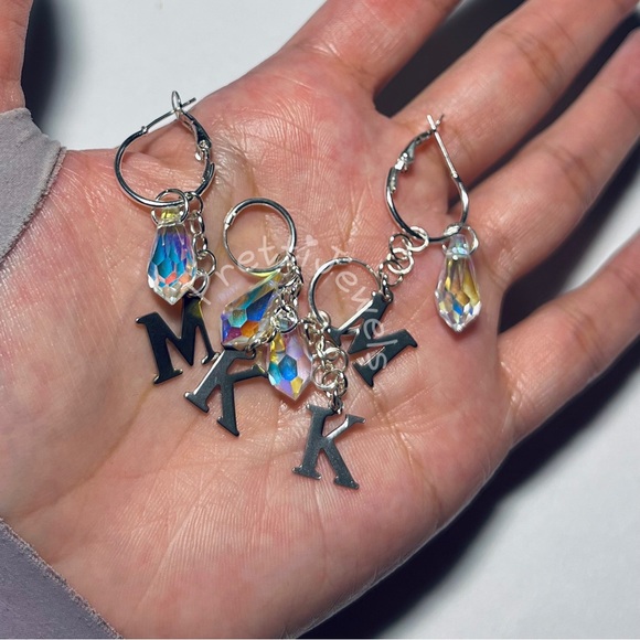 Personalizeable AB Teardrop Initial Letter Hoop Earrings - Picture 3 of 12